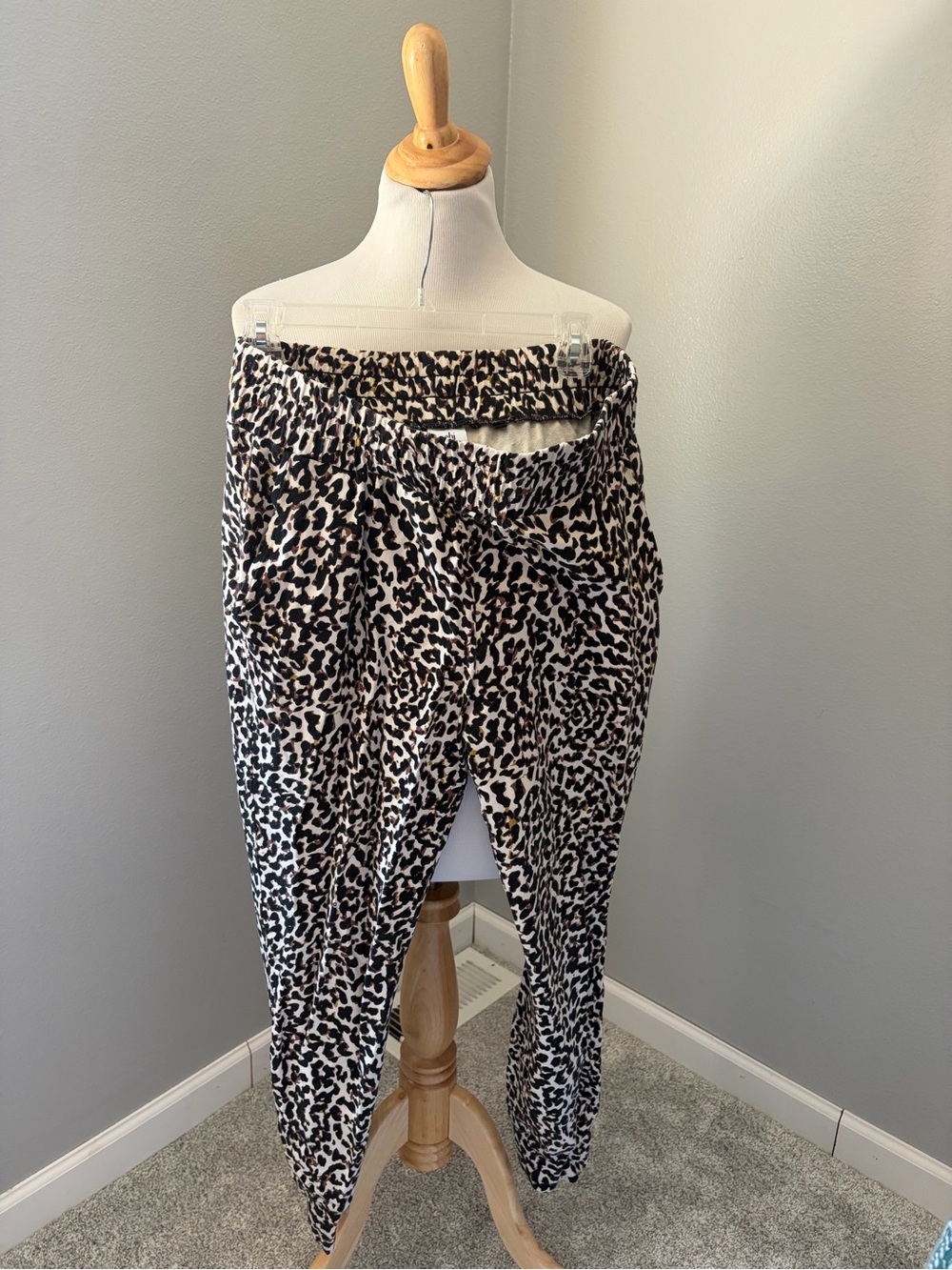 CAbi Leopard Print Pivot Spotted Joggers in Black and Cream #5680